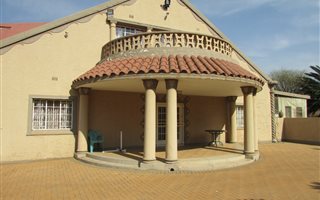 1.1 ha Land available in Rand Collieries