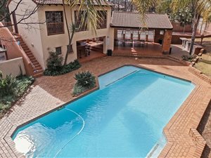 3 Bed Apartment in Bryanston