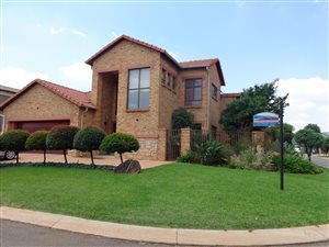 3 Bed House in Midfield Estate