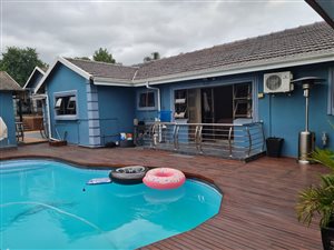 3 Bed House in Bisley