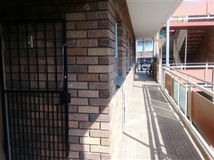 2 Bed Apartment in Pretoria Gardens