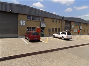 566.72998046875 m² Industrial space in Primrose