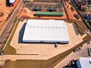 3768 m² Industrial space in Louwlardia