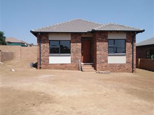 2 Bed Townhouse in Duvha Park