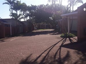 3 Bedroom Townhouse in Veld En Vlei