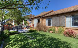 3 Bedroom Townhouse in Johannesburg North