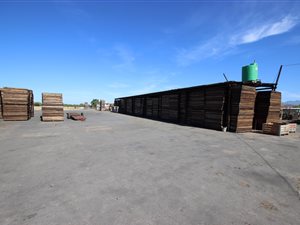 1457 m² Industrial space in Oudtshoorn