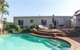 3 Bedroom House in Carrington Heights