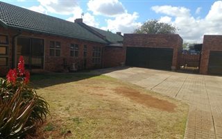3 Bedroom Townhouse in Annlin