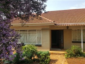 3 Bed House in Roosevelt Park
