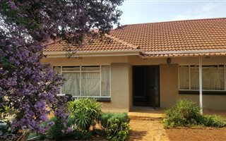 3 Bedroom House in Roosevelt Park