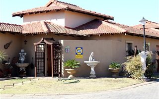 3 Bedroom House in Fleurdal