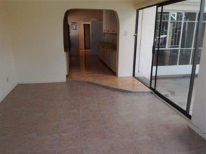 5 Bed House in Illiondale