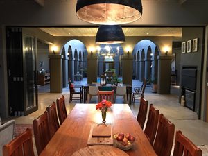 6 Bed House in Bedford