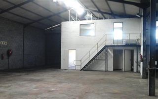 990 m² Commercial space in Kuilsriver