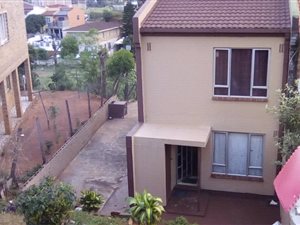 3 Bedroom House in Lotus Park