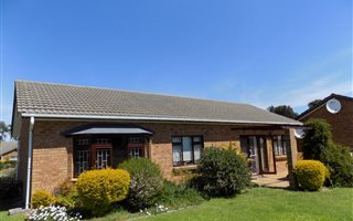 3 Bedroom Townhouse in Bellville Central