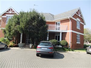420 m² Office Space in Dainfern