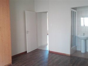3 Bedroom Townhouse in Waterval East
