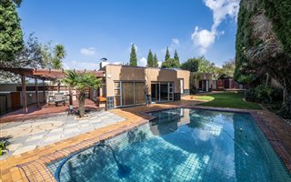 3 Bedroom House in Mulbarton