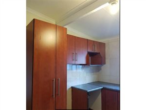 1 Bed Flat in Klippoortje