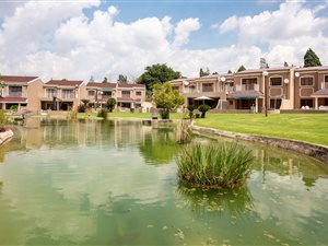 4 Bed Townhouse in Vereeniging