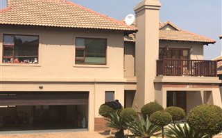 3 Bedroom Cluster in Kyalami Hills