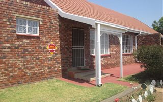 2 Bedroom House in Vredefort