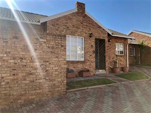 2 Bed Simplex in Die Hoewes