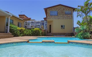 3 Bedroom House in Dawncliffe