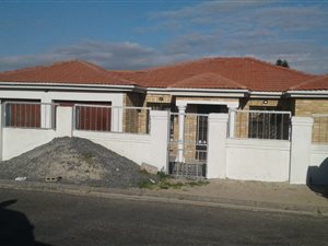 3 Bed House in Tuscany Glen