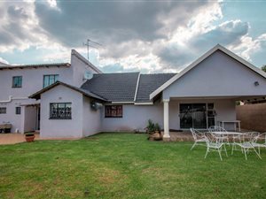 4 Bed House in General Alberts Park