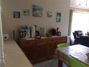 3 Bed Townhouse in Hibberdene