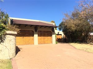 3 Bed House in Boat Lake Village