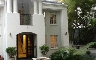 4 Bedroom House in Baileys Muckleneuk