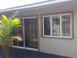 2 Bed House in Meerensee