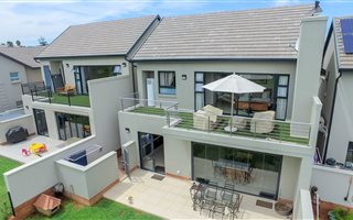3 Bedroom House in Moreleta Park
