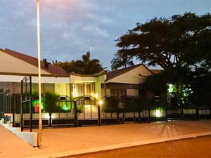 1000 m² Commercial space in Moreleta Park