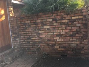 2 Bed Townhouse in Eldoraigne