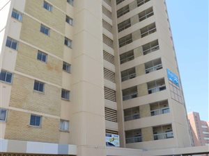 2 Bed Apartment in Amanzimtoti