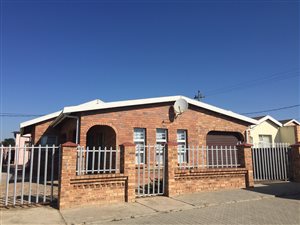 3 Bedroom House in Rini