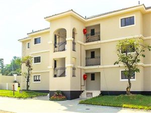 2 Bed Apartment in Carlswald AH