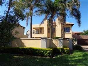 3 Bedroom House in Midfield Estate