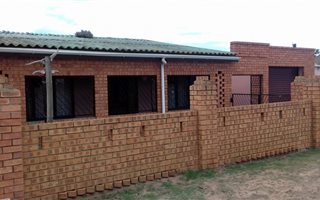 2 Bedroom House in Motherwell
