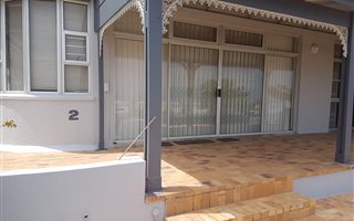 3 Bedroom Apartment in Strand Central