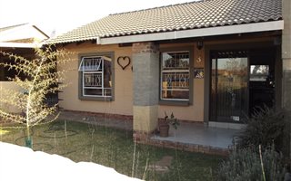 2 Bedroom Apartment in Riversdale