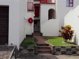 3 Bed Apartment in Uvongo