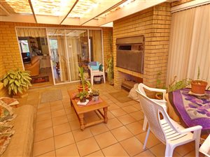 3 Bed Townhouse in Mikro Park