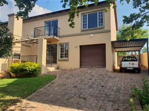 3 Bed Duplex in Meyerspark