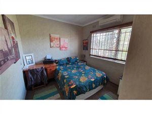 3 Bed Duplex in Sunningdale